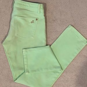 DL1961 Mint color